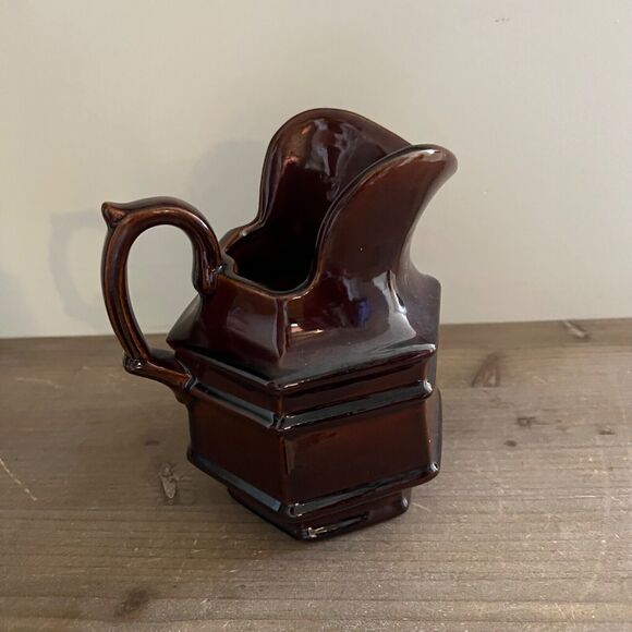 Vintage Haeger Brown Glazed Ceramic Hexagon Shaped Pitcher - Picture 2 of 6
